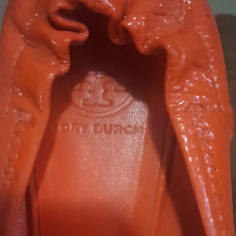 Tory Burch Women's Bright Orange Flats with Gold Emblem - Picture 3 of 3